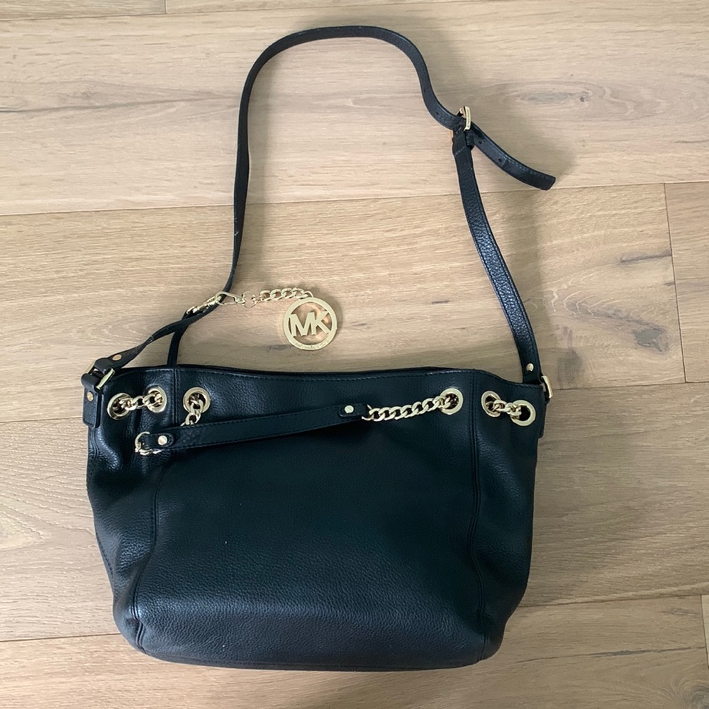 Black leather Michael Kors Shoulder Bag